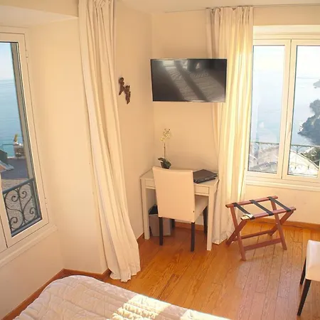 Restaurant Les Deux Freres فندق روكوبرُن كاب مارتي