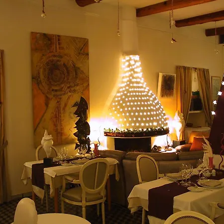 فندق Restaurant Les Deux Freres 2*