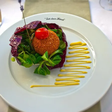 Restaurant Les Deux Freres 罗克布吕讷-卡普马丹