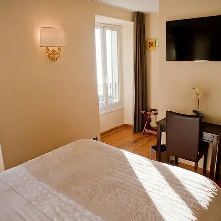 Restaurant Les Deux Freres روكوبرُن كاب مارتي