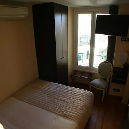 Restaurant Les Deux Freres روكوبرُن كاب مارتي