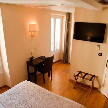 فندق Restaurant Les Deux Freres روكوبرُن كاب مارتي