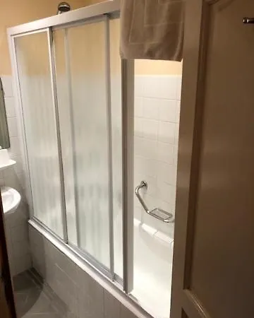 فندق Restaurant Les Deux Freres 2*