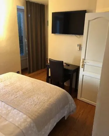 Restaurant Les Deux Freres روكوبرُن كاب مارتي